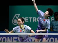 IM竞技-羽毛球比赛中选手精彩对决呈现观众的简单介绍