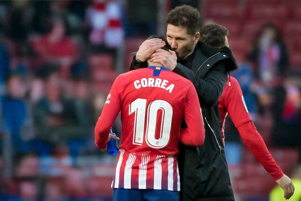 奥萨苏纳前场制造犯规帮助球队胜出