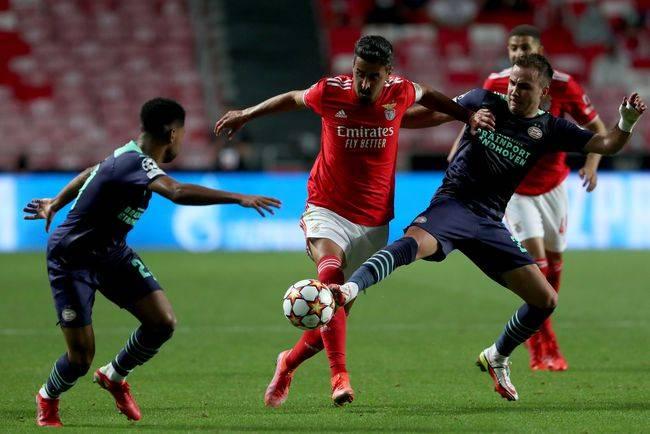 沃尔夫斯堡客场抢分，战绩延续上升势头的简单介绍