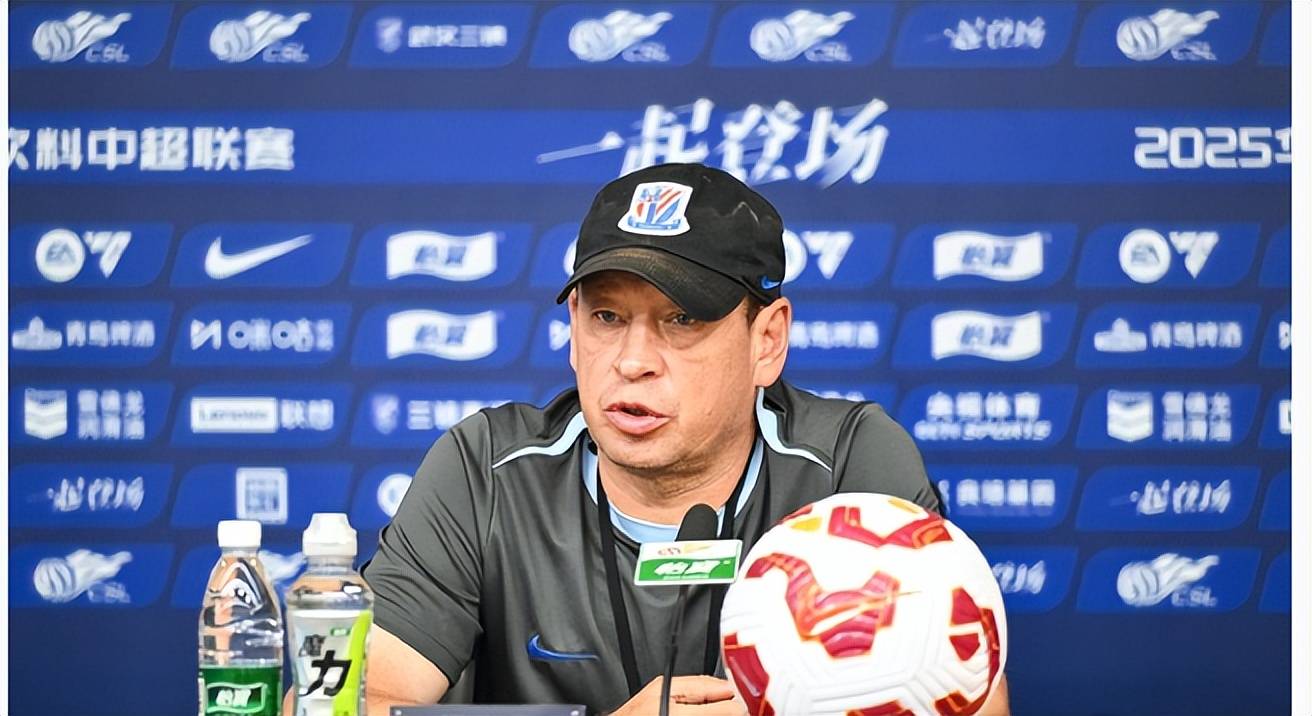 世界级教练掌控球队，战术娴熟