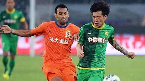 包含河南建业主场不敌山东鲁能，遭遇两连败的词条