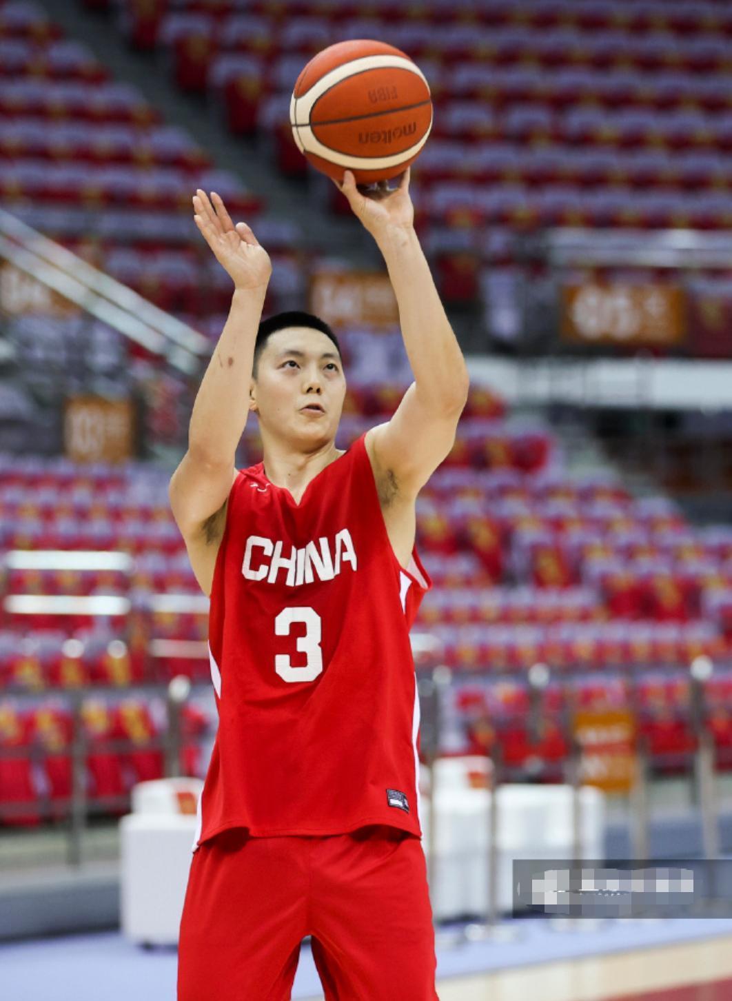 江苏男篮表现抢眼，取得连胜