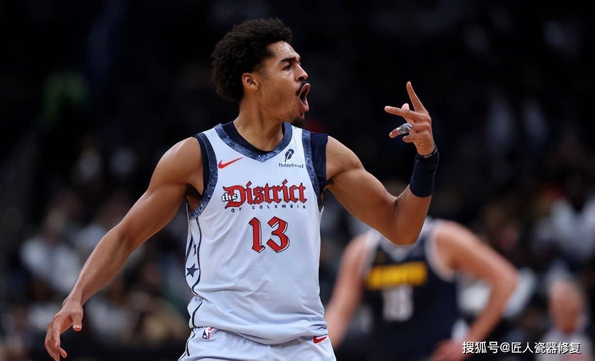 包含鹈鹕队奇才表现耀眼实力大幅提高的词条