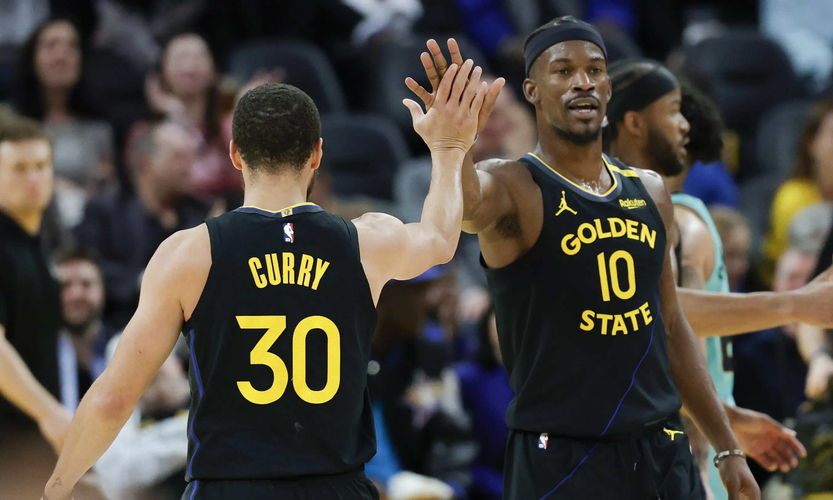 墨西哥男篮完胜勇士B队，麦科勒姆高光表现的简单介绍