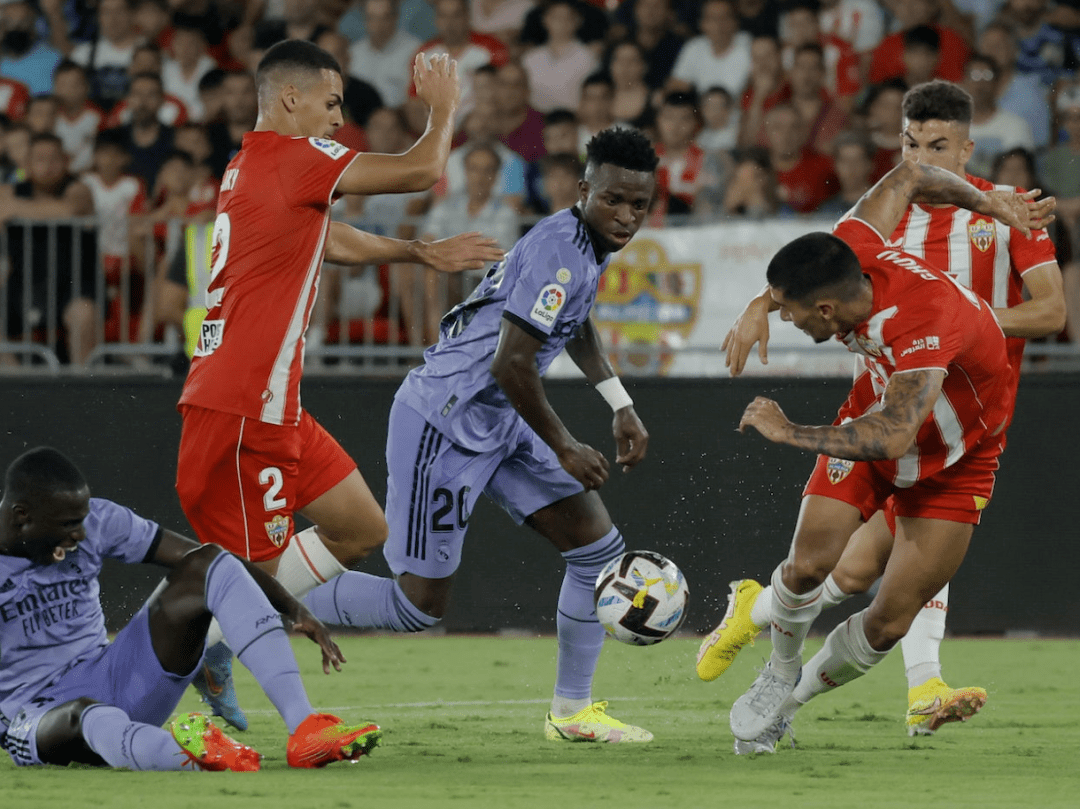 阿尔梅里亚主场3-1击败瓦拉多利德的简单介绍