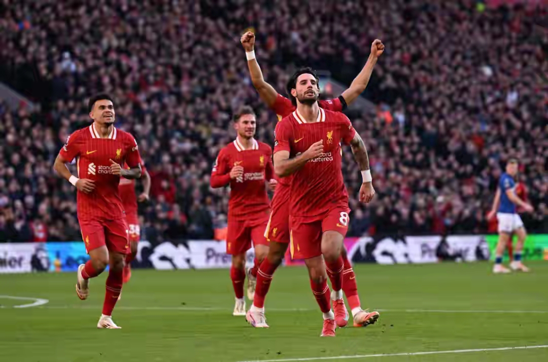 利物浦主场风光胜利，稳固领先优势的简单介绍