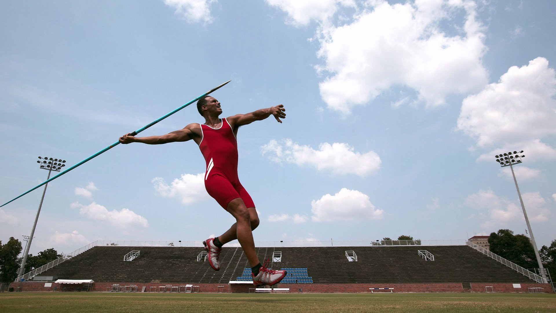 奥运周期关键战之夜，若日尼奥关键战不手软