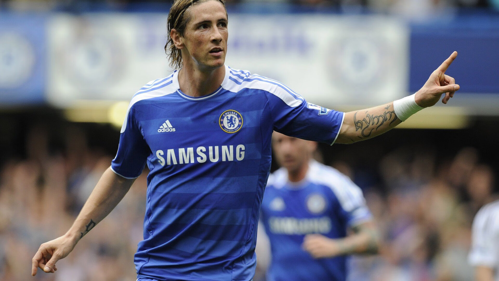 智利打穿马里,奥斯梅恩关键制胜,一场跨越地理与竞技的隐喻之战